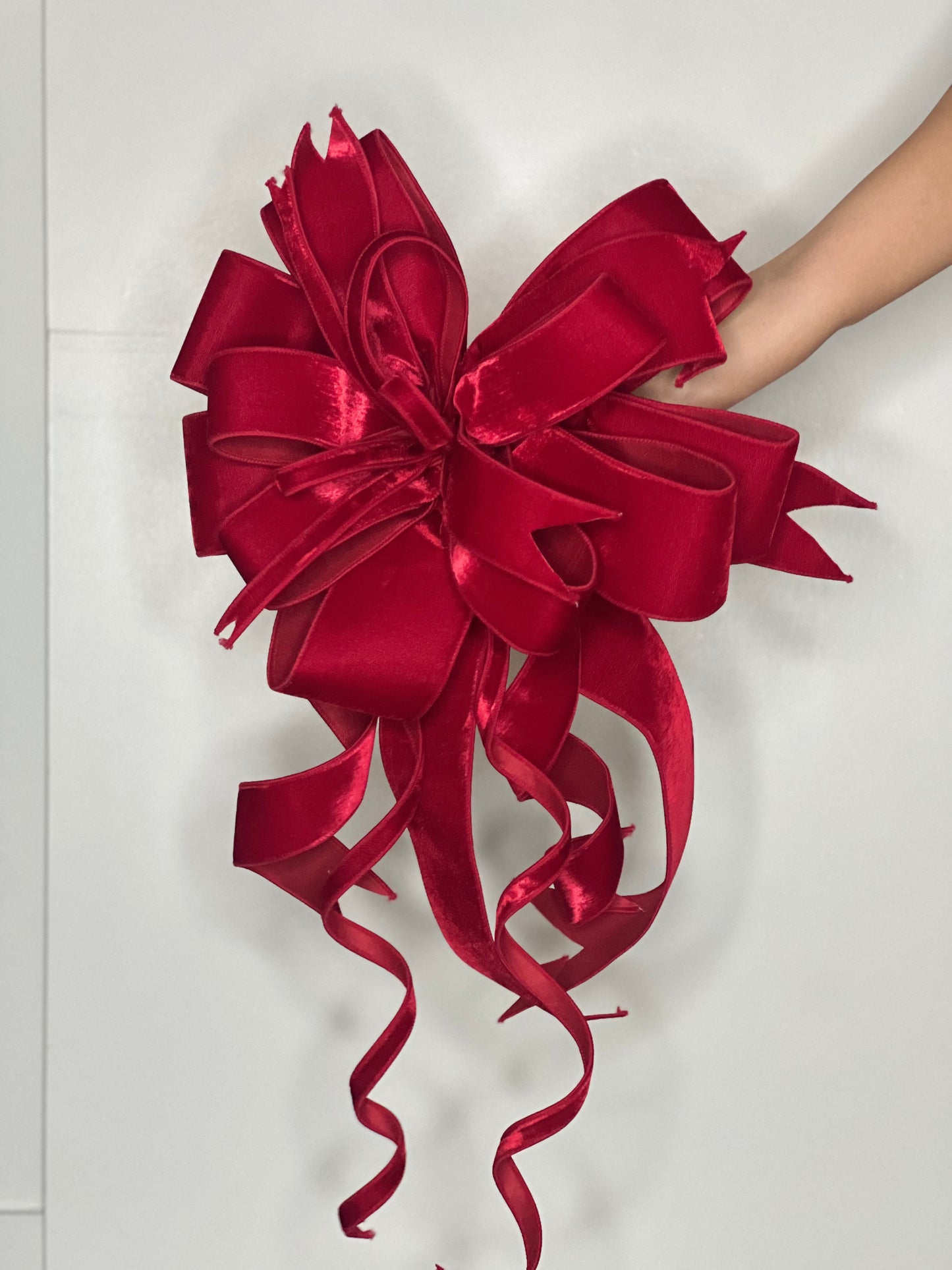 LARGE BOW - Red Velvet